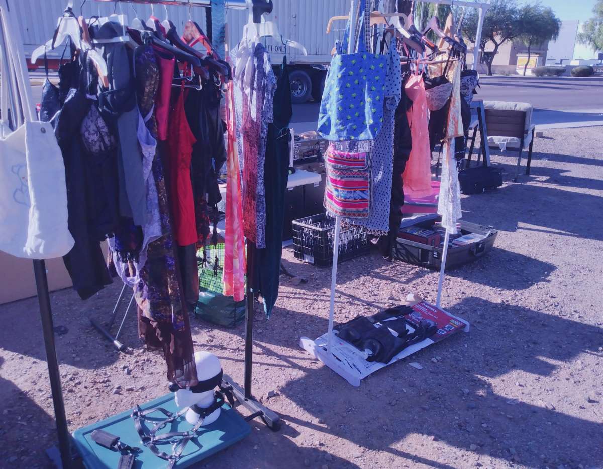 yard sale Staples parking lot on 43rd avenue and Camelback