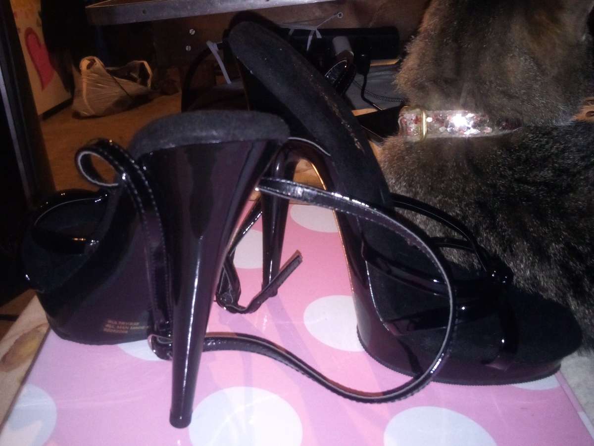 Pleaser SULTRY 638 Wrap Around Knotted Strap Sandal