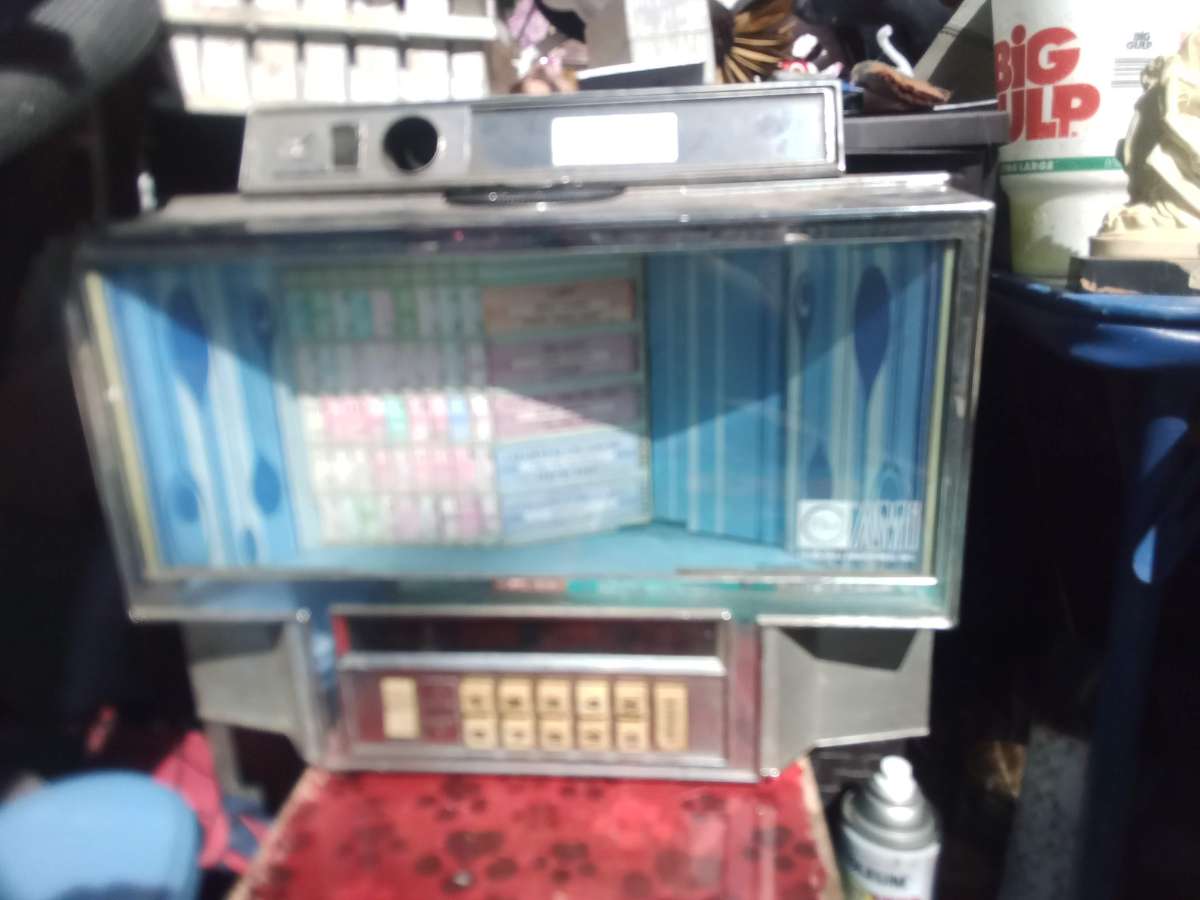 a table juckbox