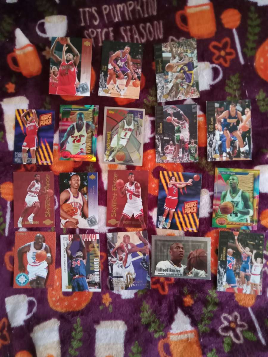 NBA BASKETBALL CARDS