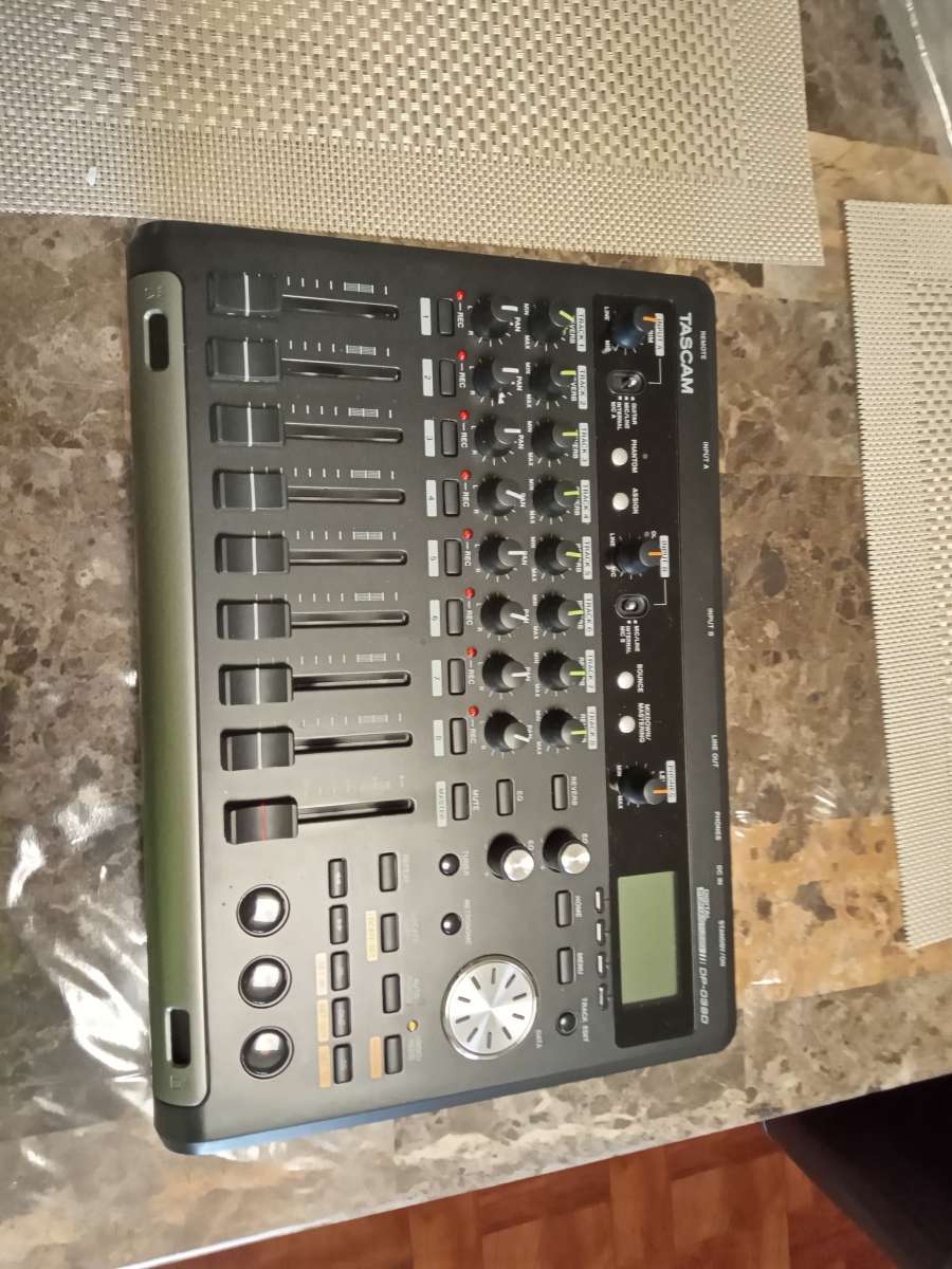 Tascam Recorder  8 tracks digital new in box