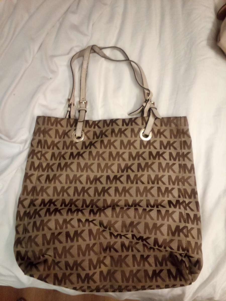 Michelle kors tote