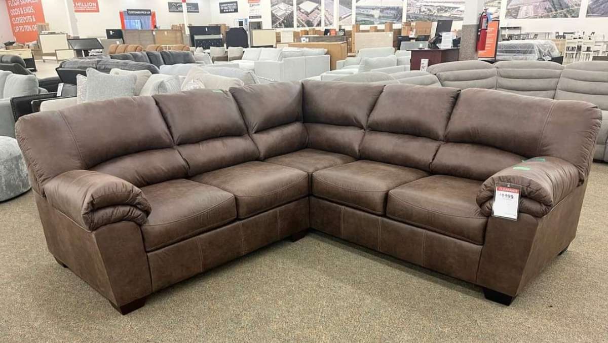 Brown faux leather sectional seccional cocuch