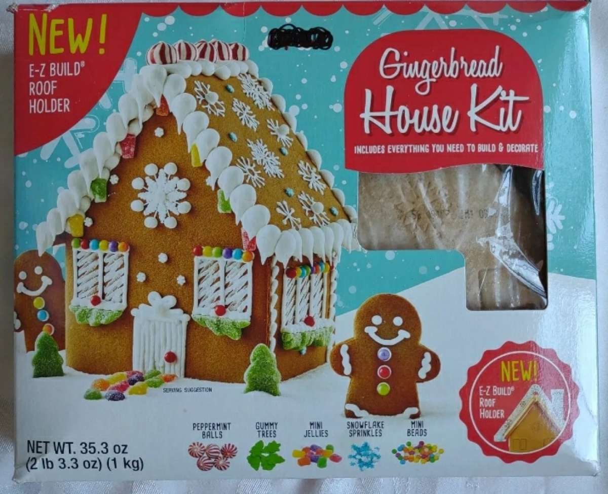 Gingerbread House Kit 35 ounce  BRAND NEW
