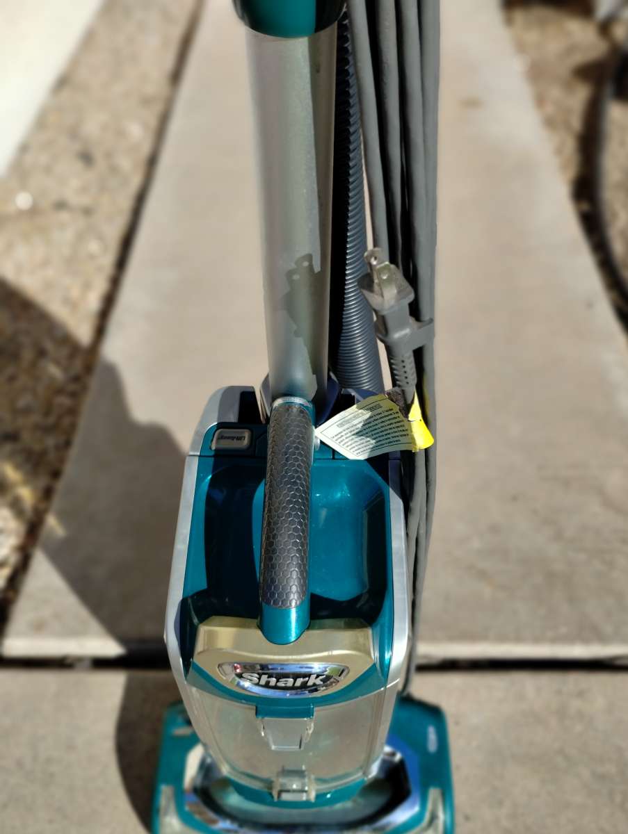 Shark Rotator Speed Bagless Vacuum Cleaner with tools