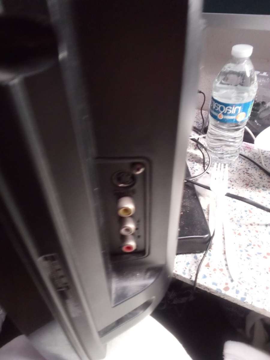 26 inch Emerson tv with built in DVD player