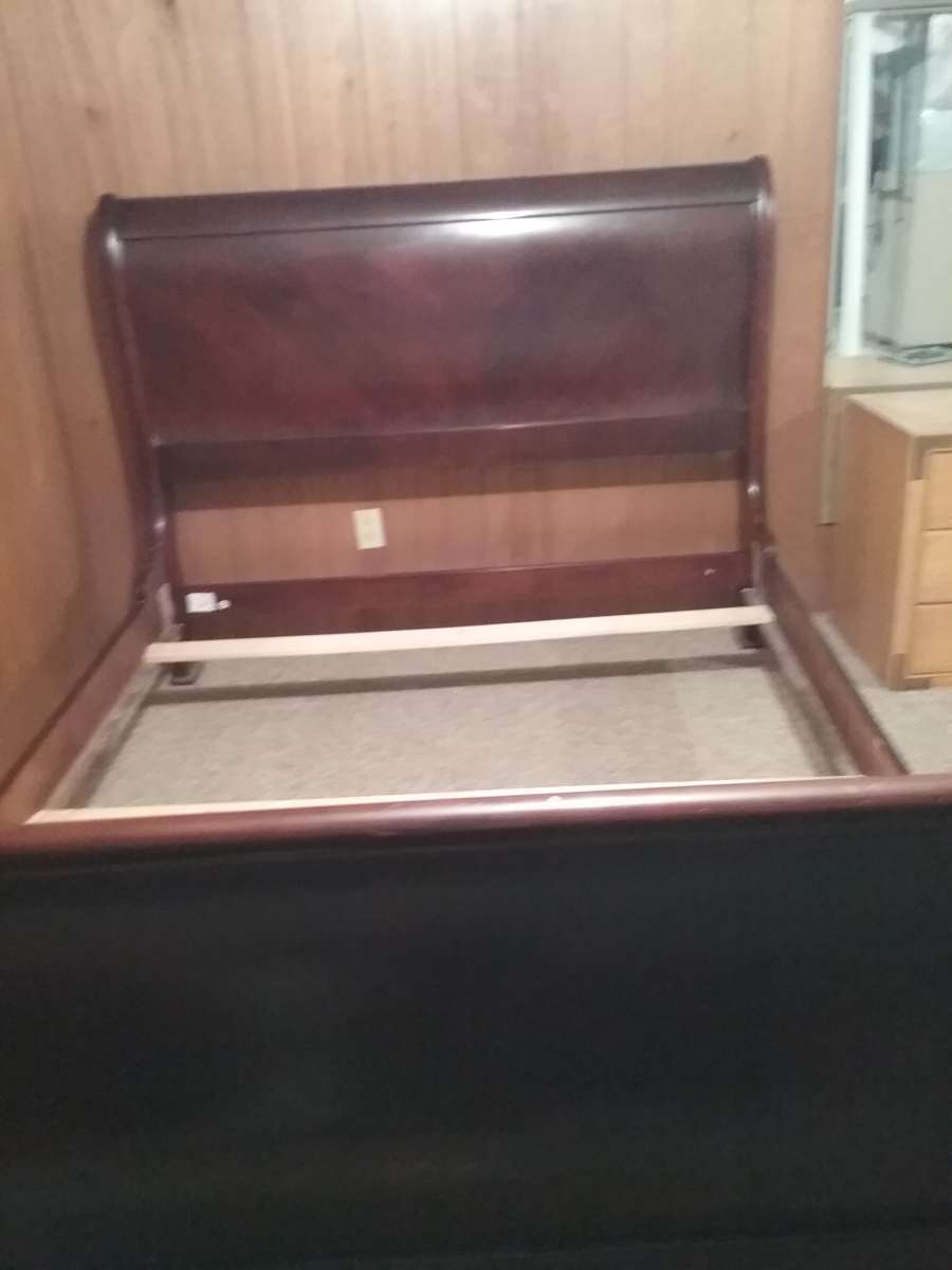 queen size bed frame