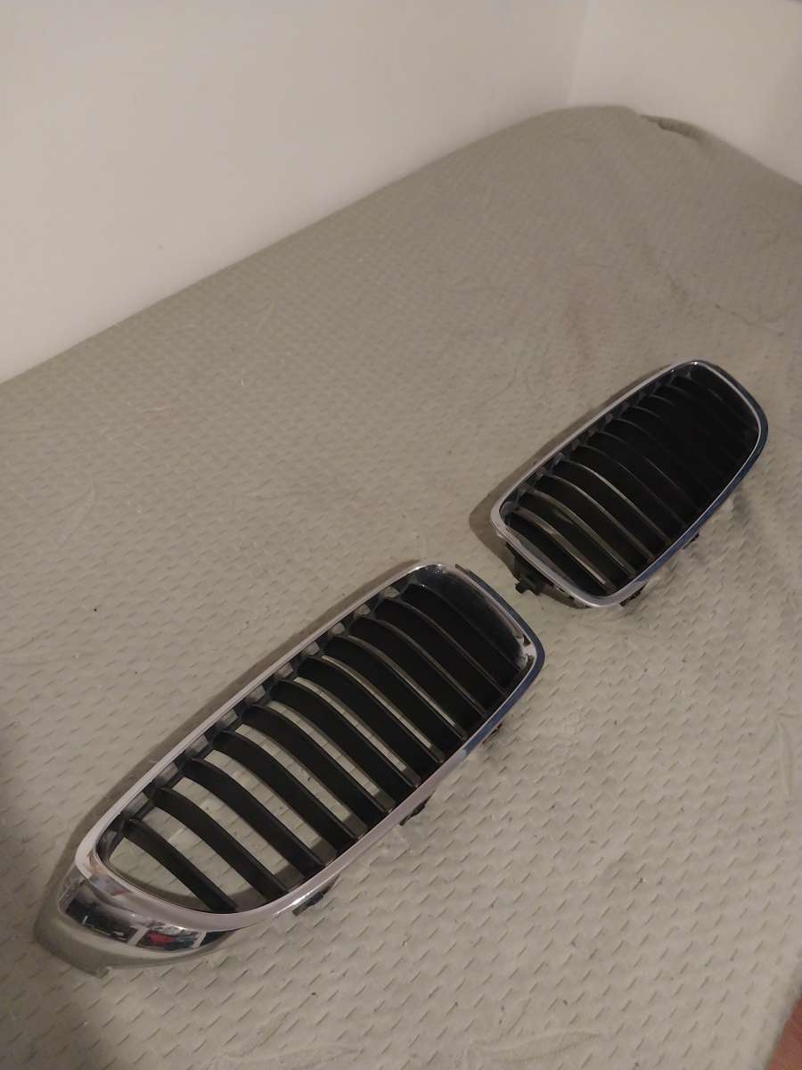 2 partes originales para frente de carro BMW
