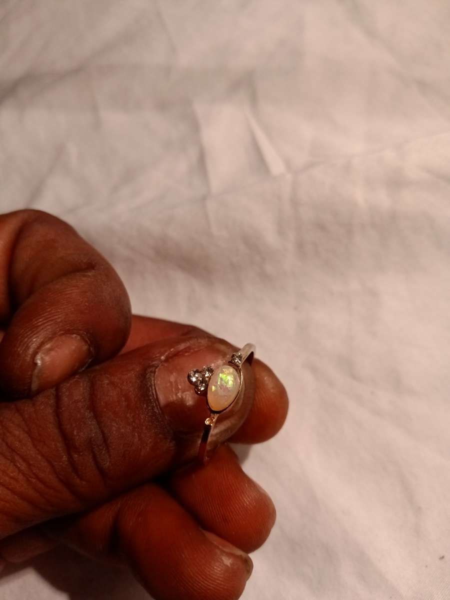 ladies rings gold costume