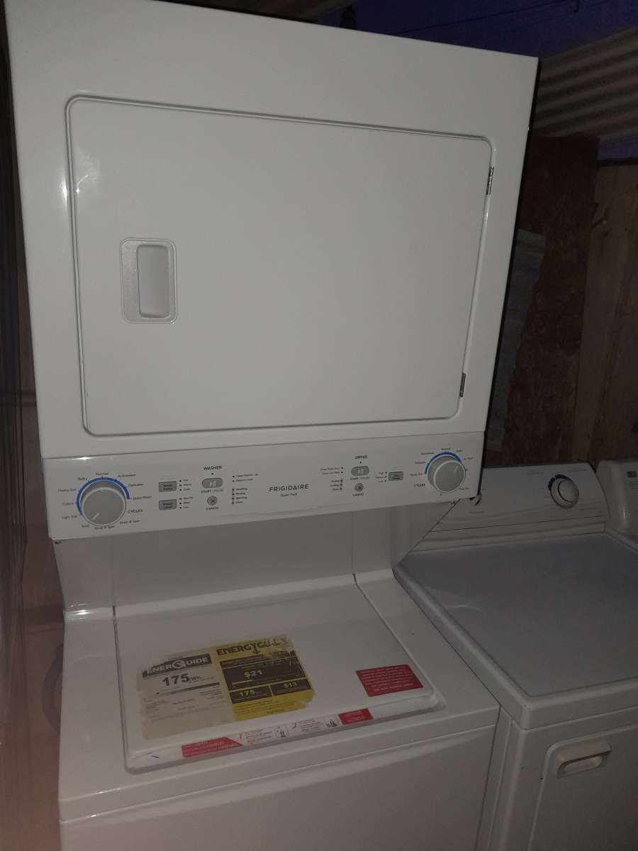 STACK UNIT WASHER DRYER ELECTRIC GAS MODEL FRIGIDAIRE 2022