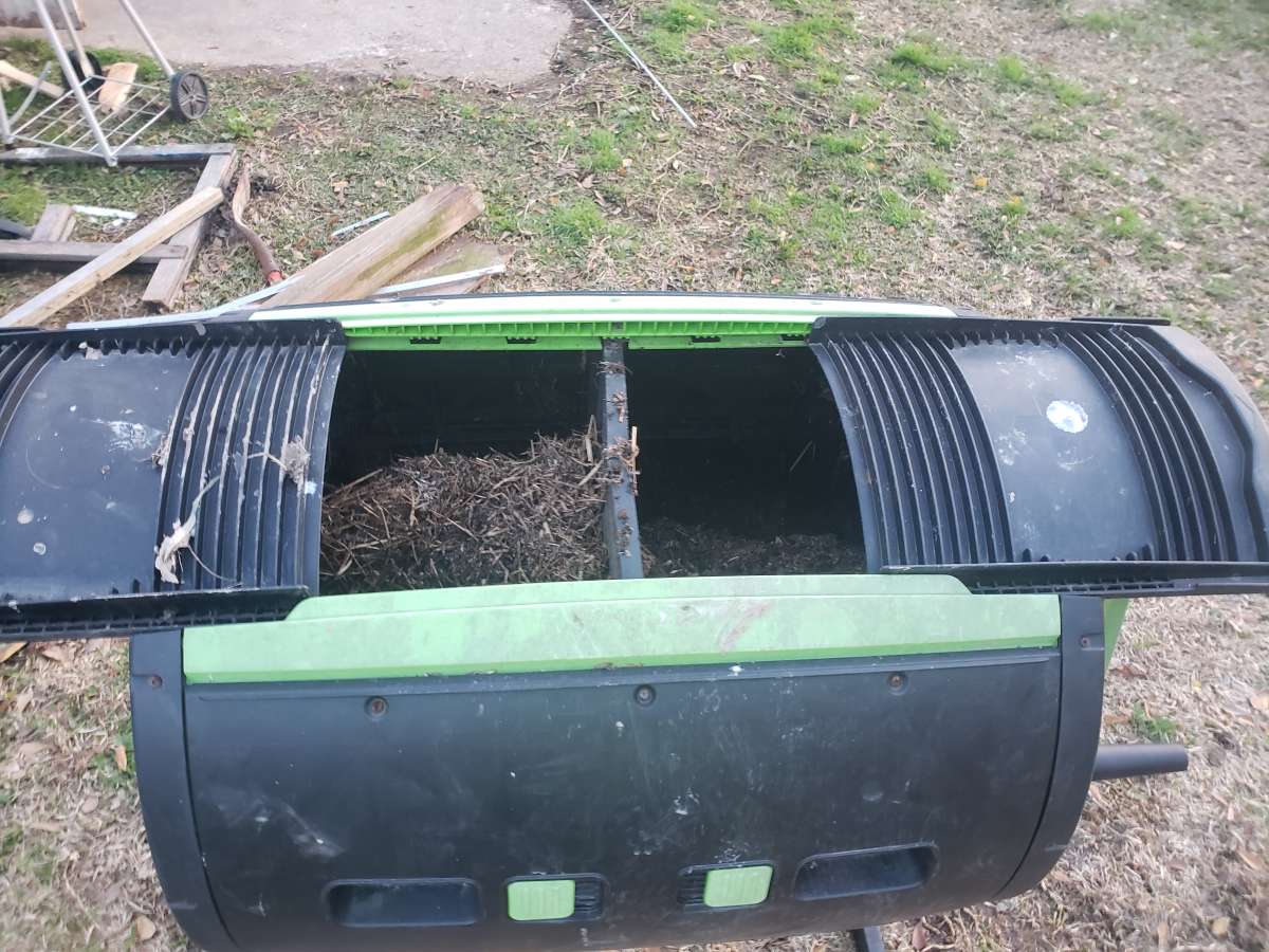 compost tumbler