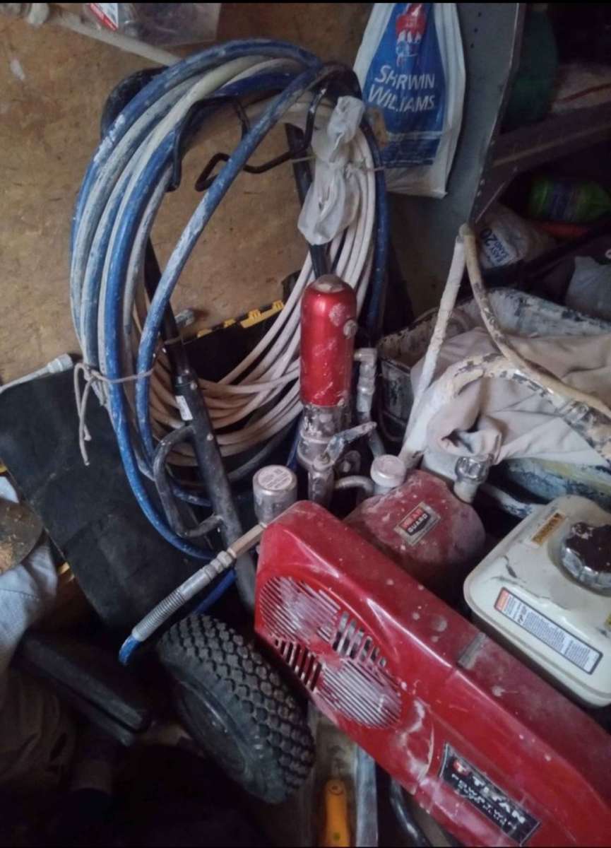 SPRAY MACHINE