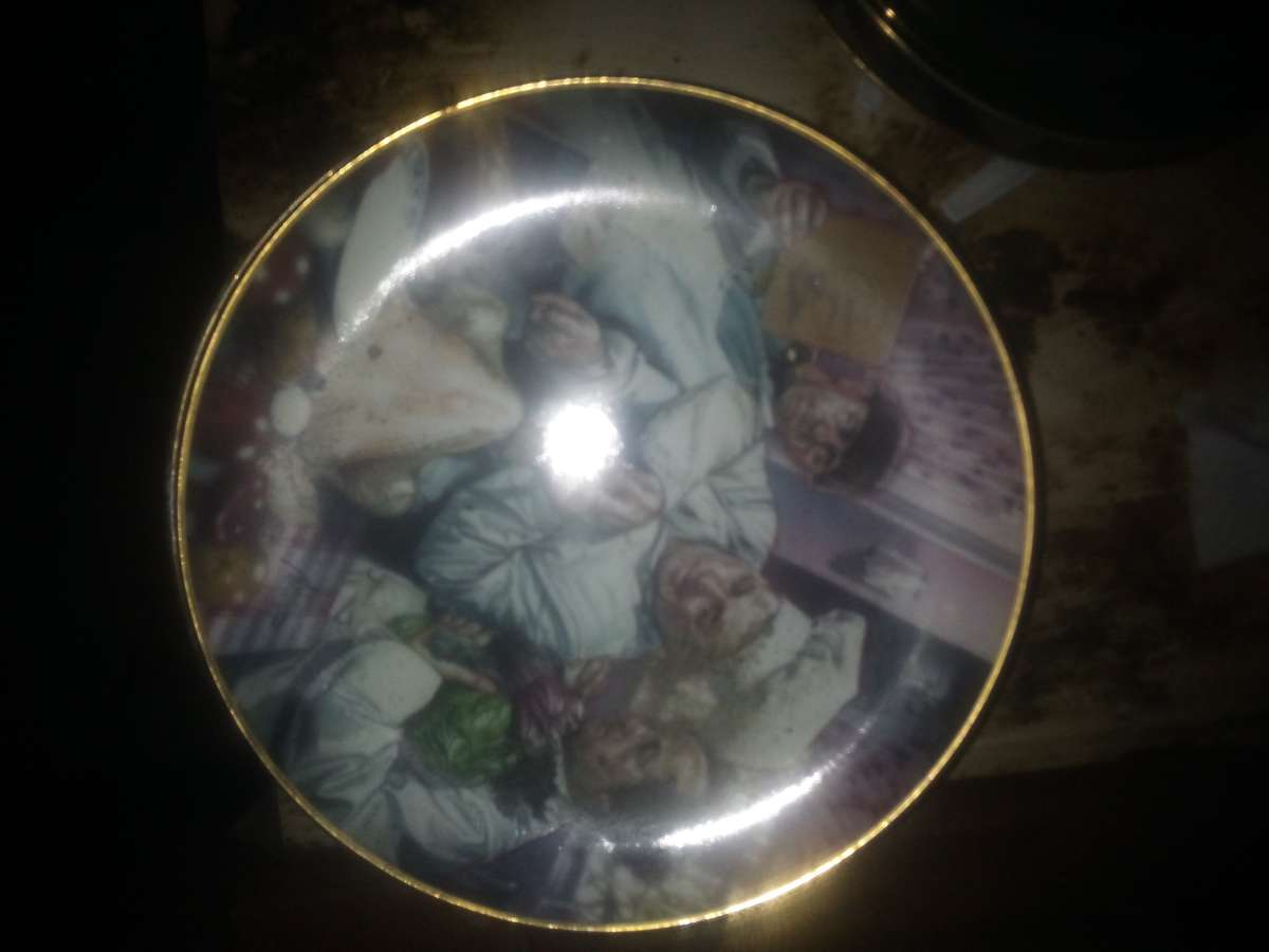 jim Davis signed vintage three stooges plates