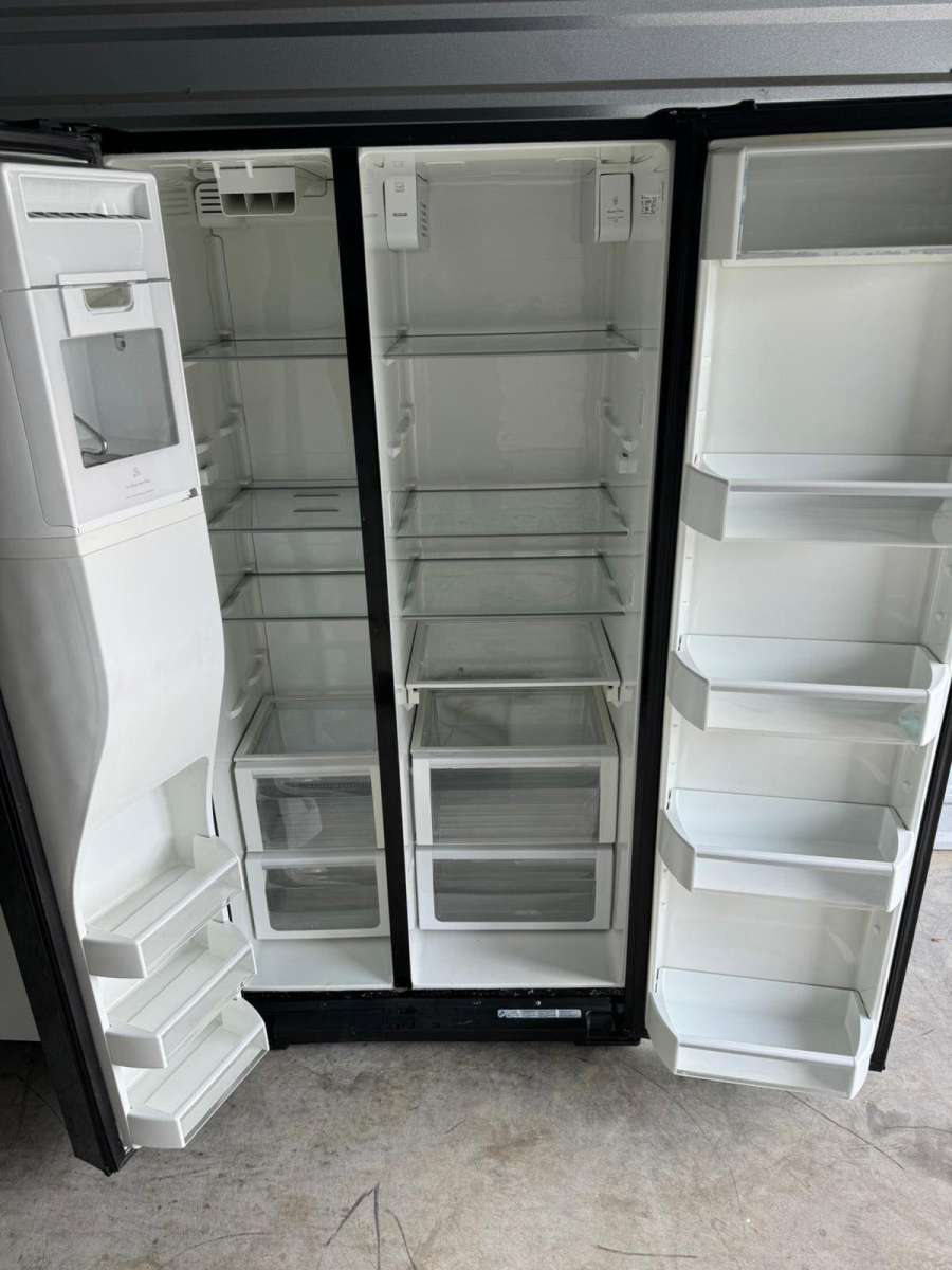 Black Side by side whirlpool refrigerator DelivereyAvailab