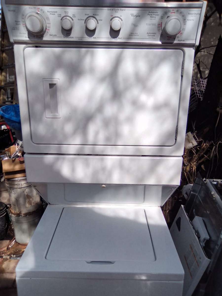 STACK UNIT FULL SIZE KENMORE WASHER AND DRYER WHITE ON WHITE