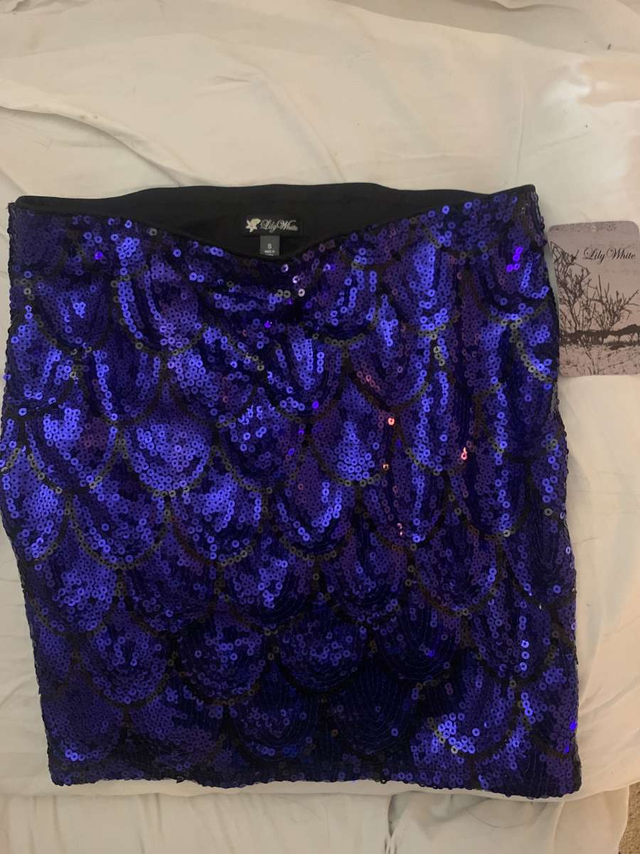 brand new sequined mini skirt
