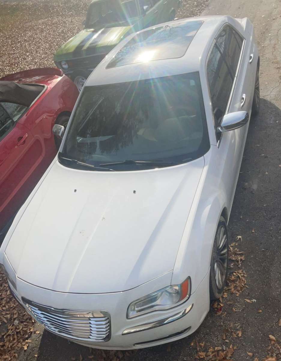 White 2013  Chrysler 300C Sedan 4D