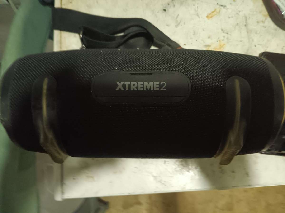 JBL EXTREME 2 WIRELESS BLUETOOTH SPEAKER