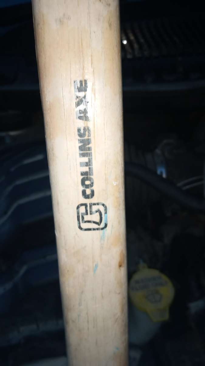 Collins Axe