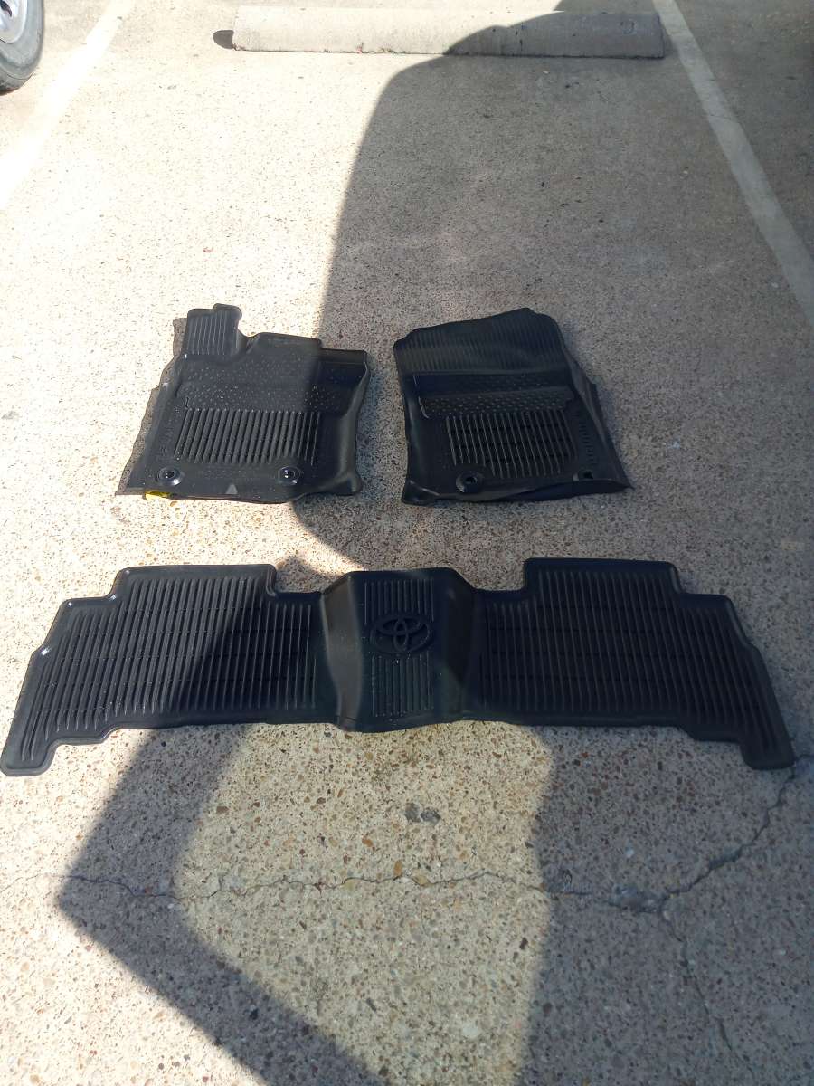 ALL WATER FLOOR MATS 4RUNNER