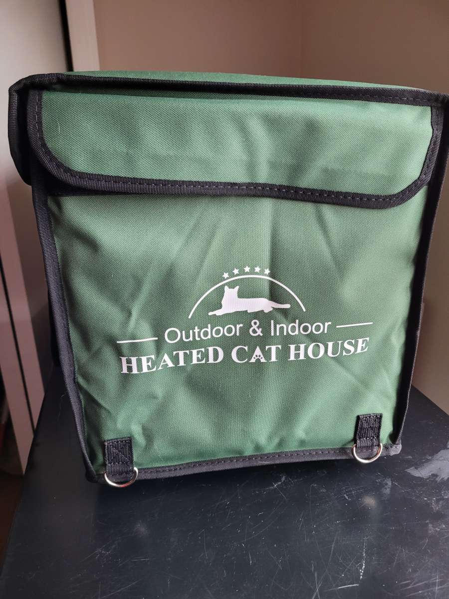 heated cat house
