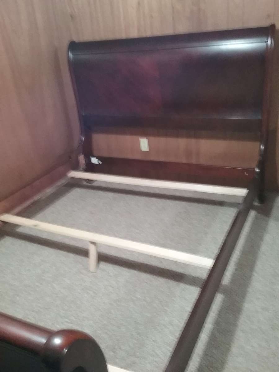 queen size bed frame