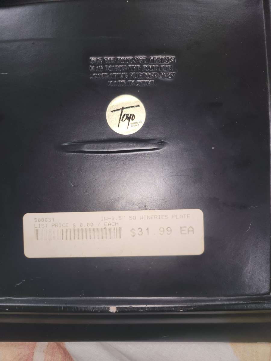 4 collectable plates from Richardson A Hensen