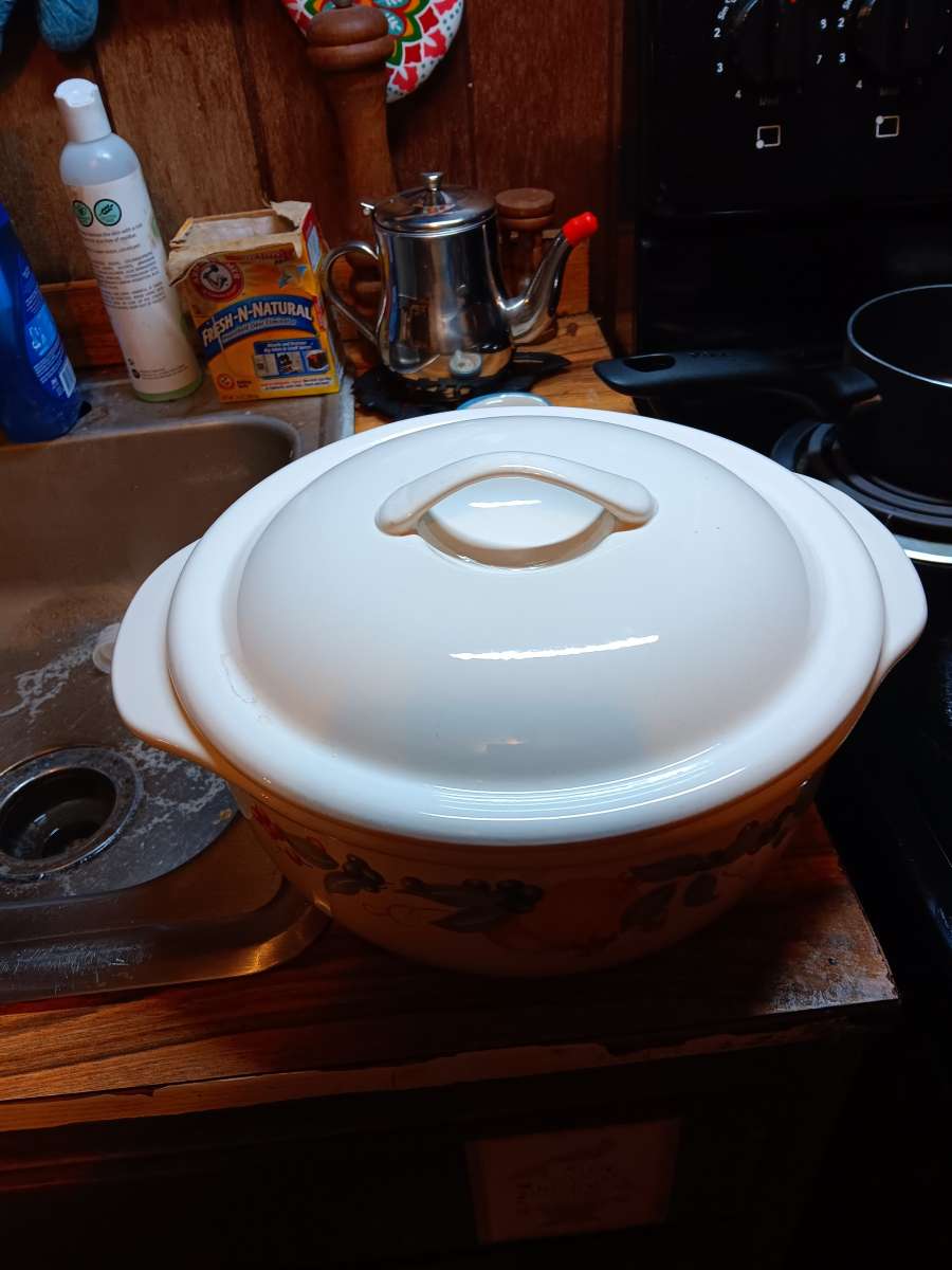 corelle coordinate stoneware covered casserole dish