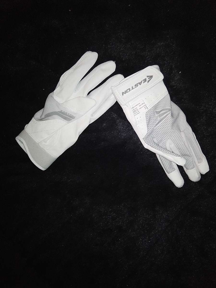 Girls softball gloves