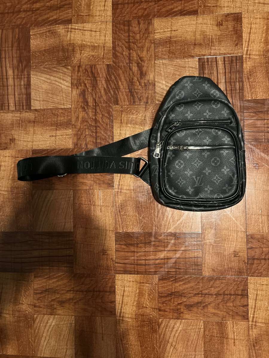 louis vuitton sling bag