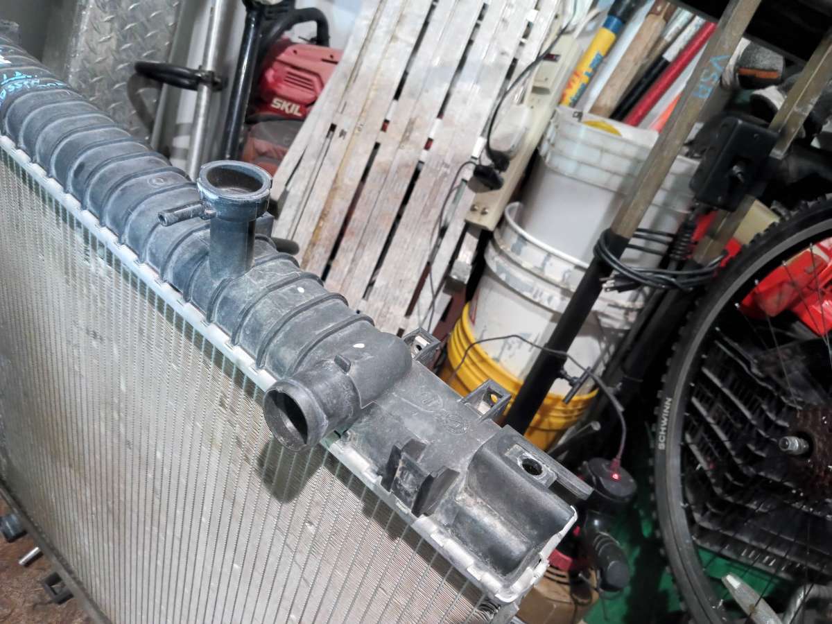 ton truck radiator