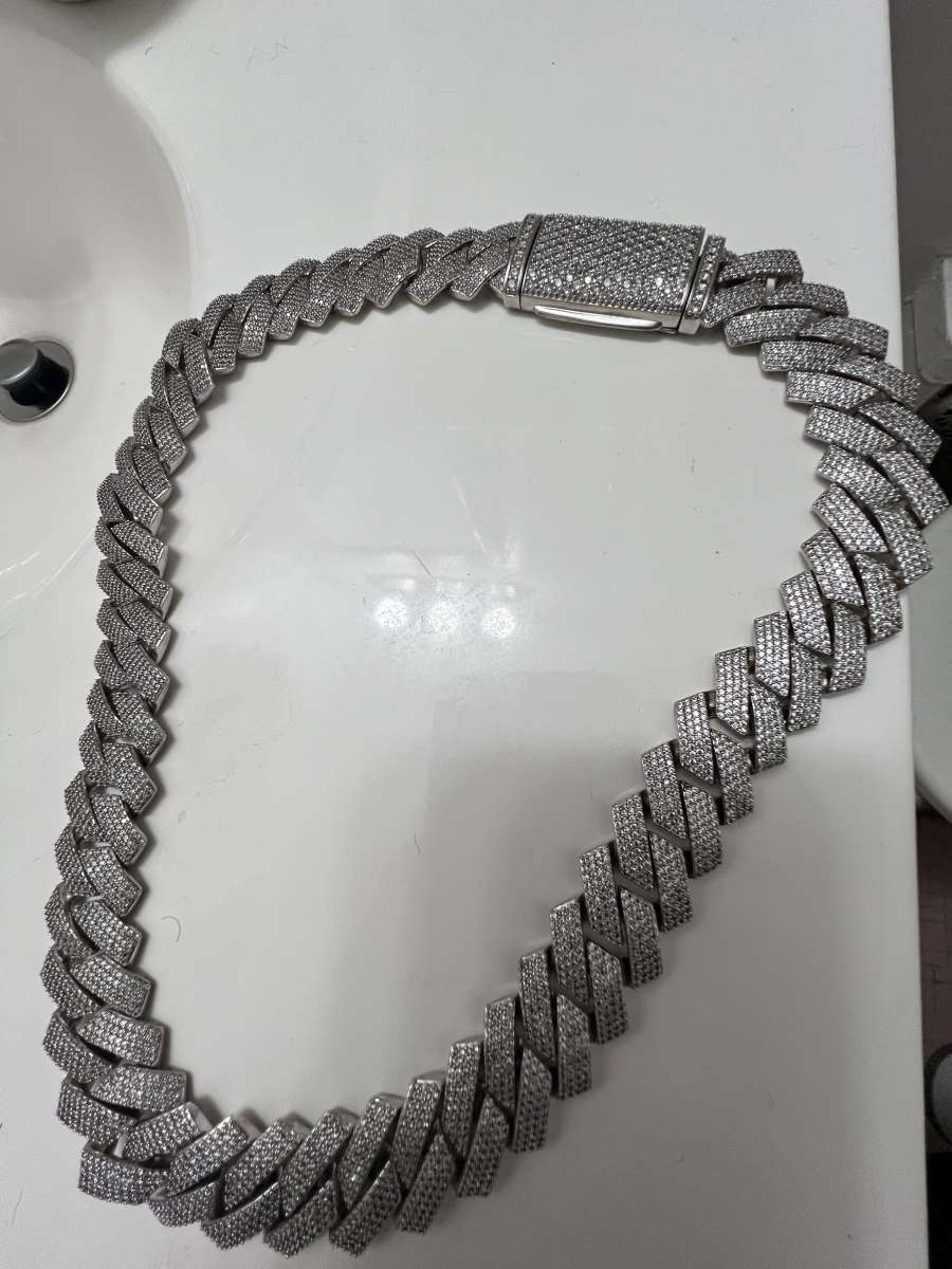 VVS Moissanite Chain