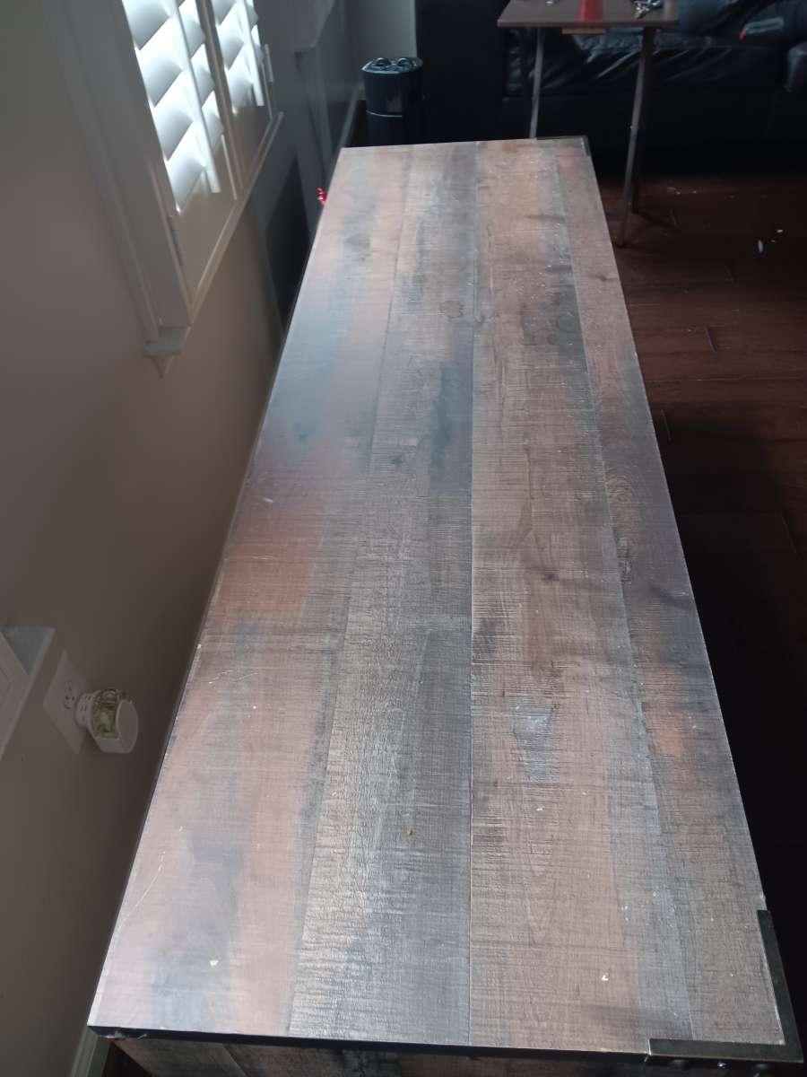 bedroom frame rails and two dressers