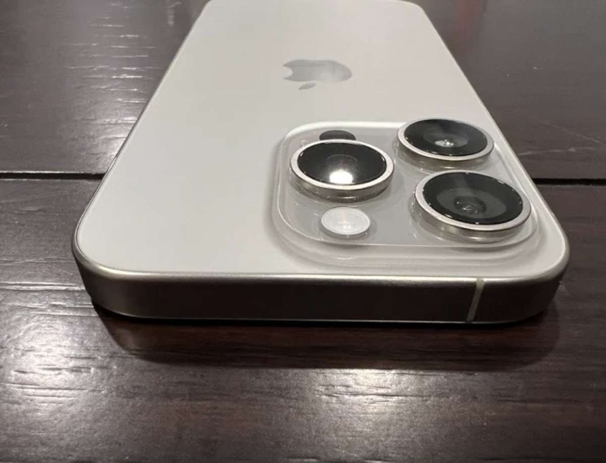 I phone 15 Titanium unlocked