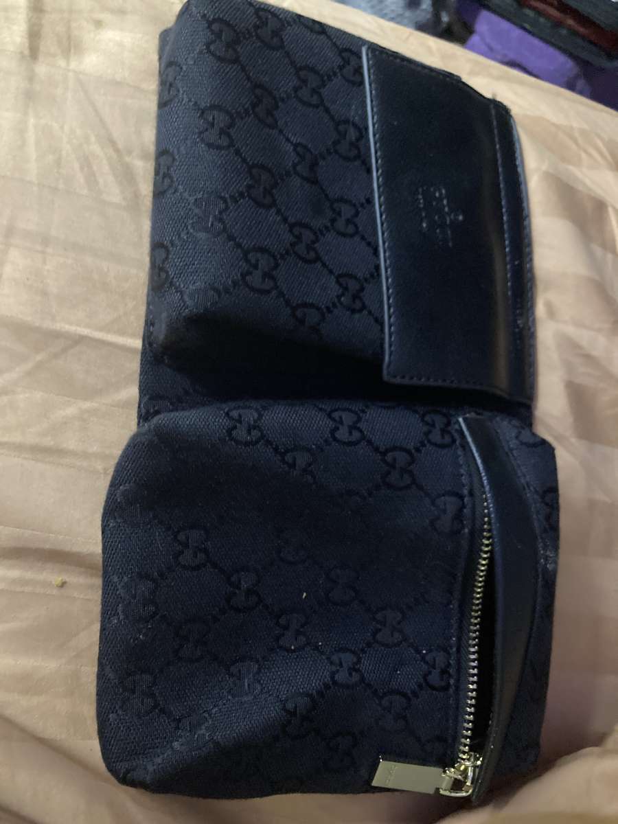black handbag