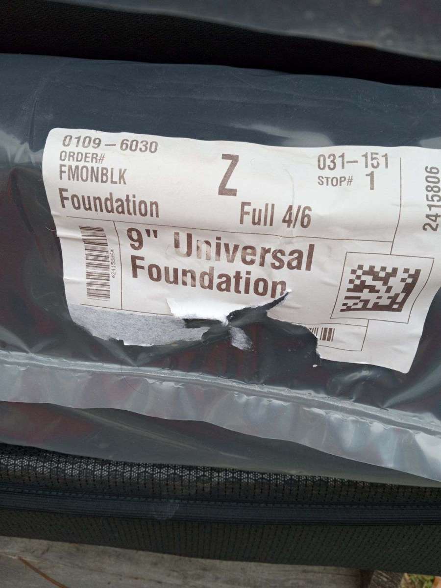 2 full size mattress and box spring