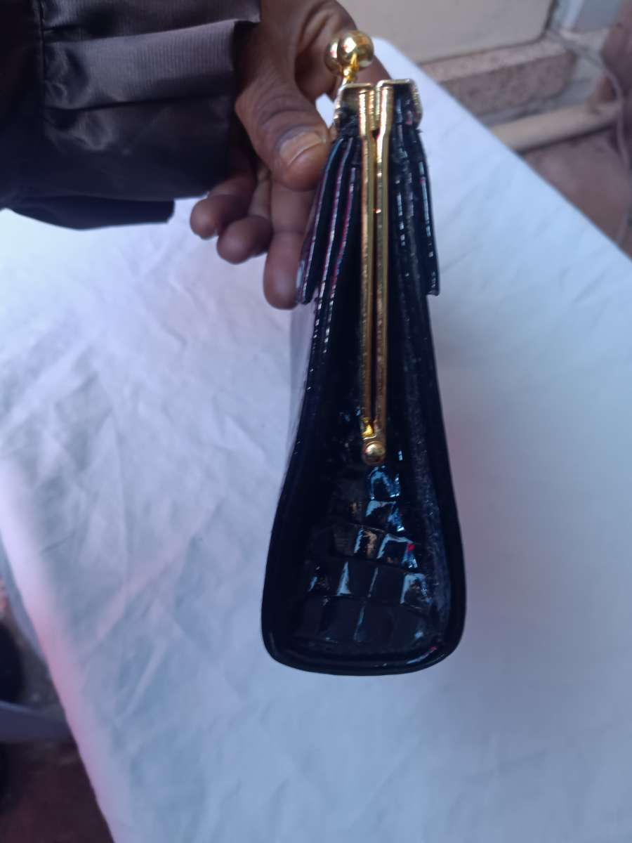 leather purse  retro