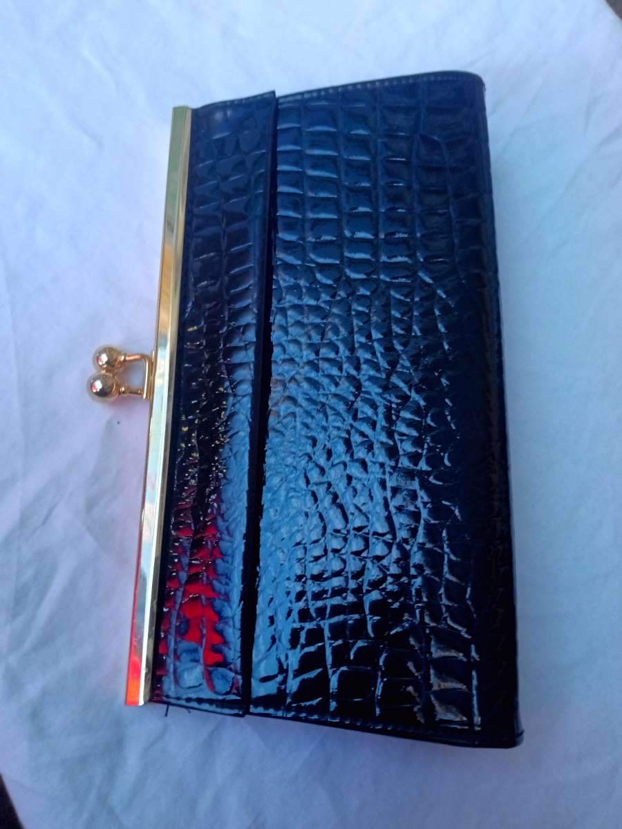 leather purse  retro
