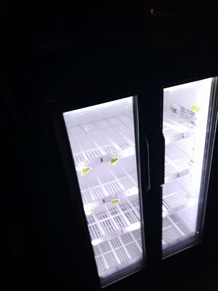 COOLER EXCELLENT CONDITION 8 YERS OLD IVE RECHECK WORKING