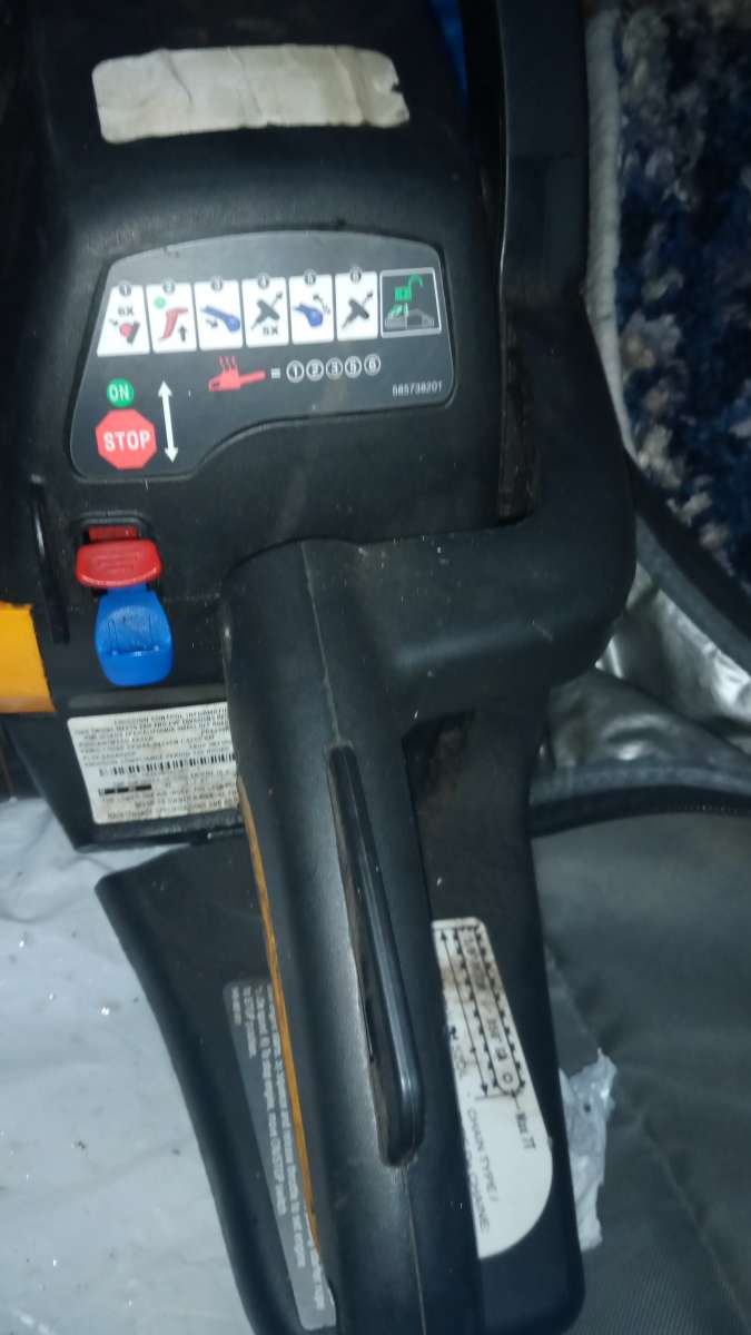 Poulan Pro chain saw pp4218a42cc