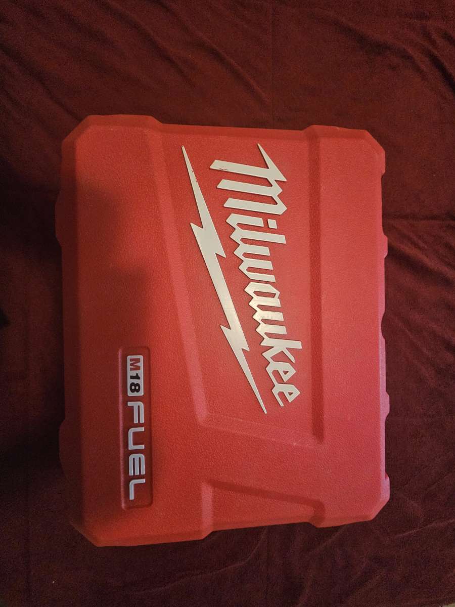 Milwaukee high torque impact gun