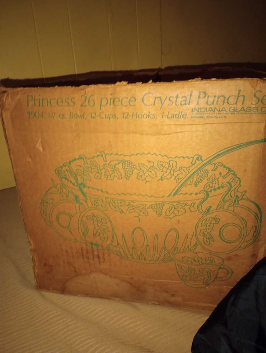 26piece princess crystal punch set