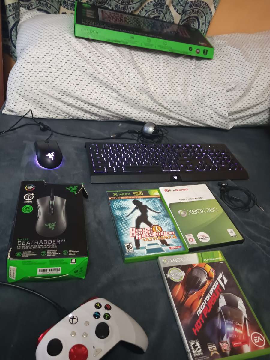 Microsoft Xbox One s 500gb Blu ray disc model bundle