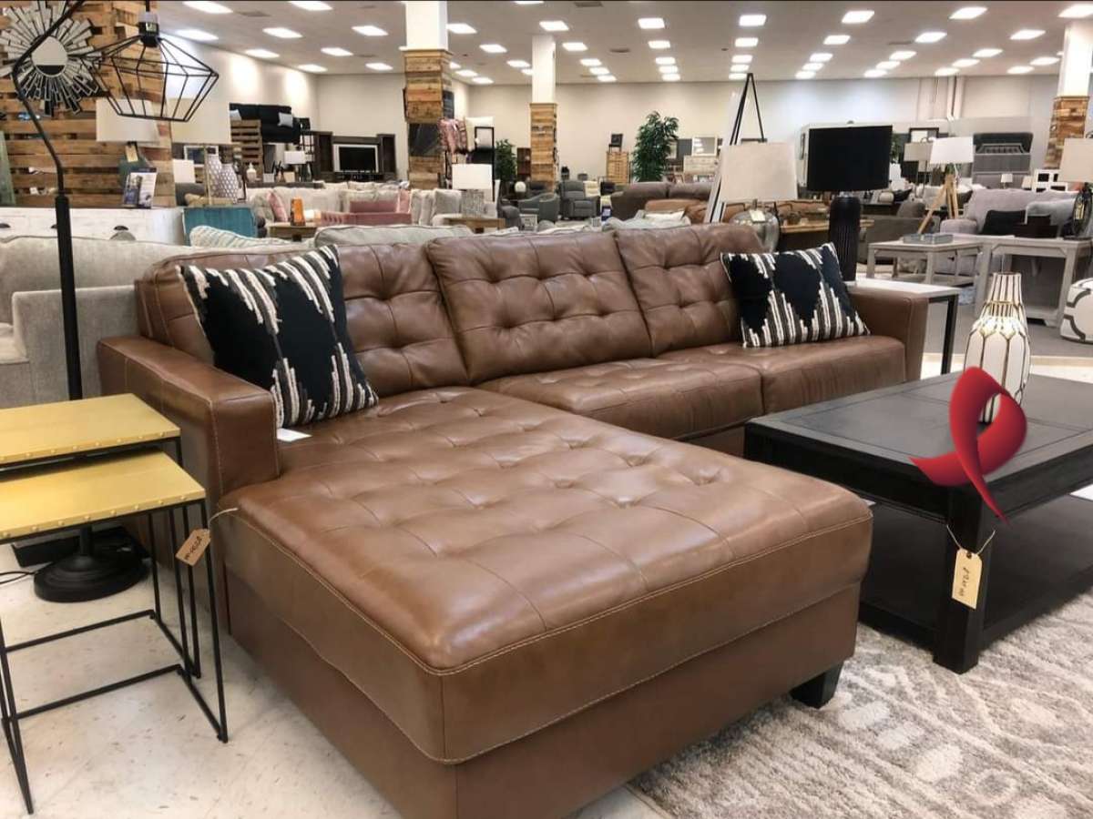 Brown Leather sectional seccional couch