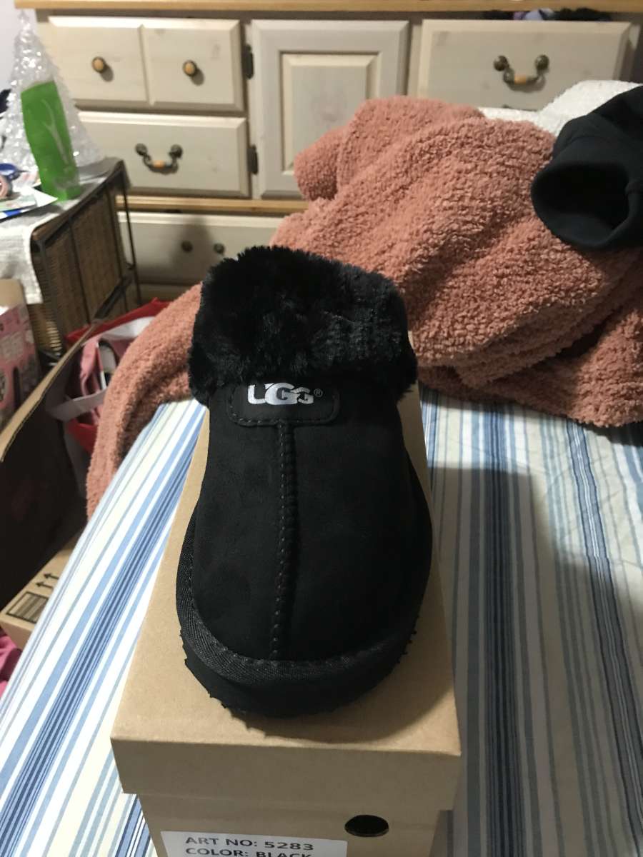 womans slippers
