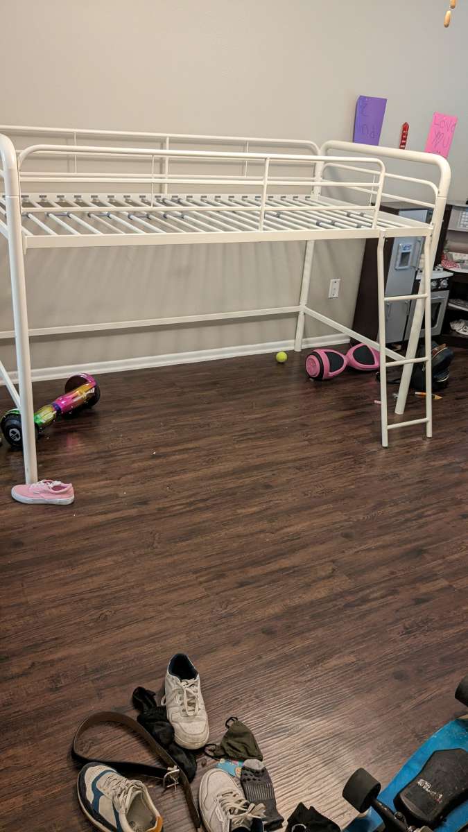 Junior Metal twin loft frame