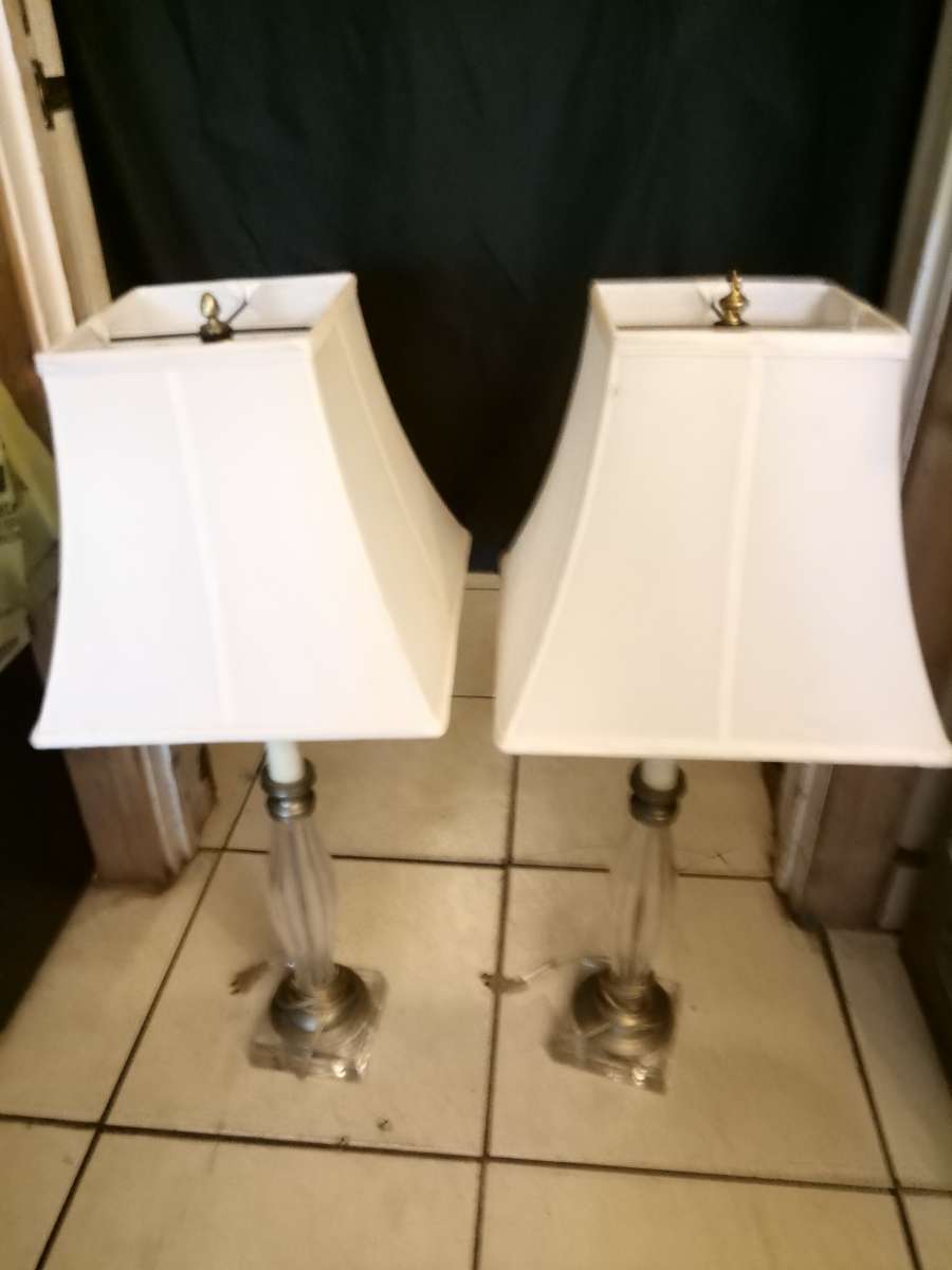 Vintage 31 Crystal  Brass Table Lamp