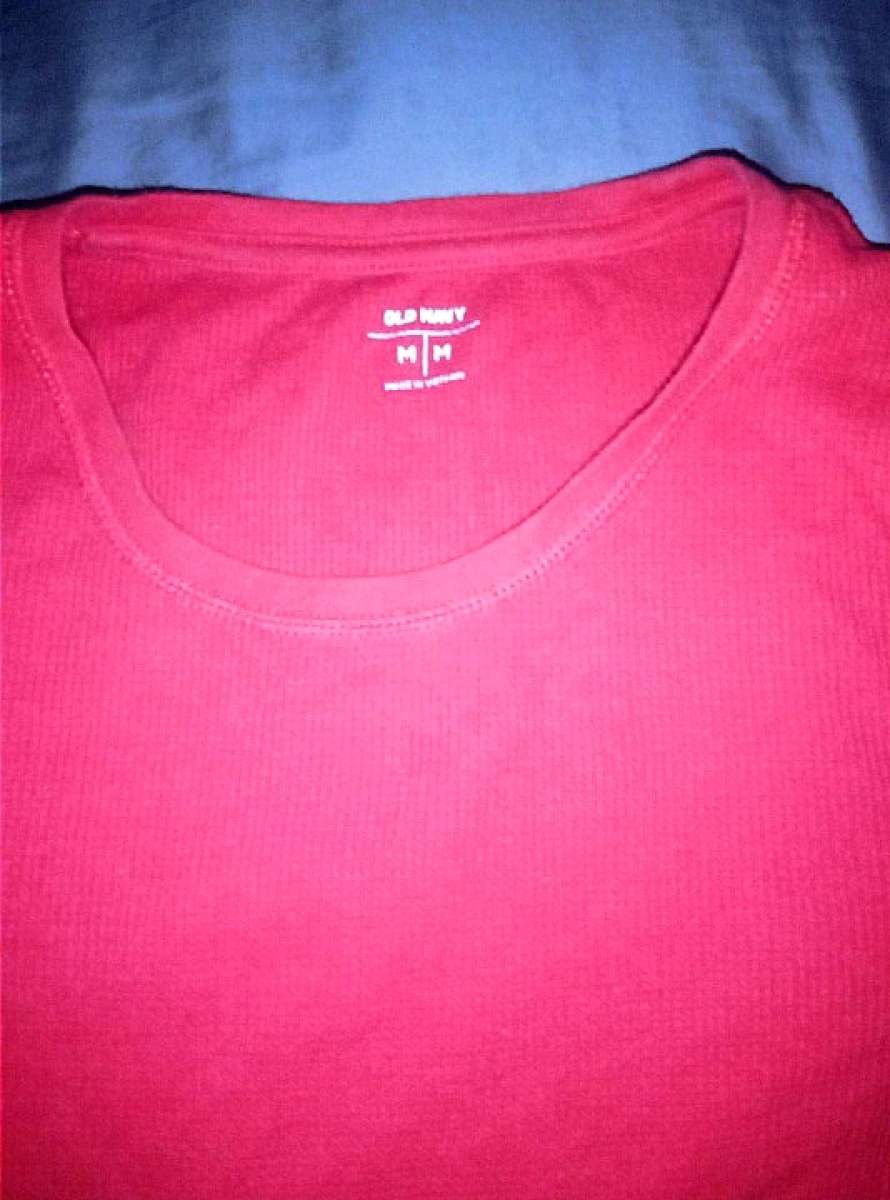 OLD NAVY SIZE MEDIUM