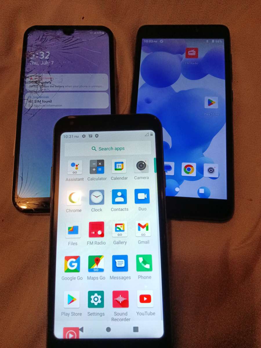 selling 3 phones