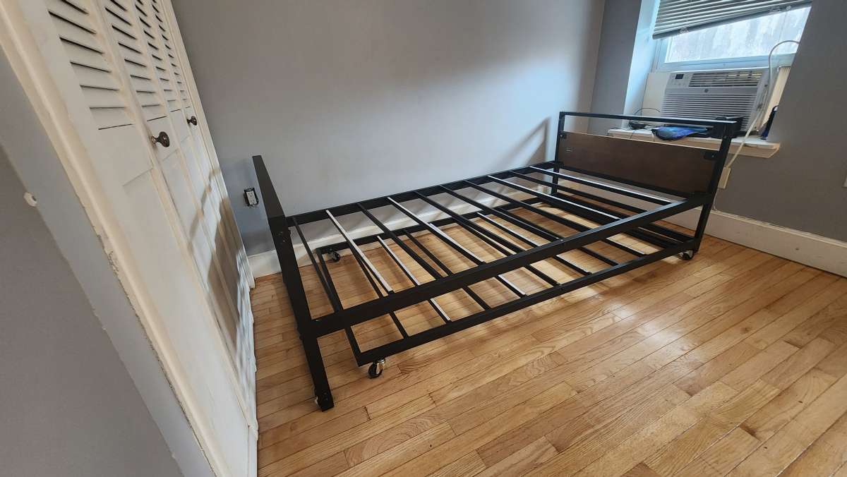 Twin Bamboo Wood Antique Metal Daybed with Trundle